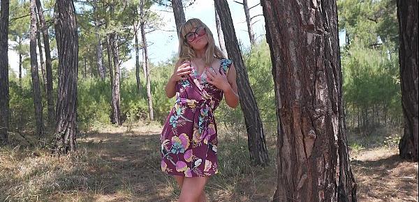  POV OUTDOOR SEX. He fucked me in the forest after a squirt orgasm from a vibrator - Sasha Bikeyeva